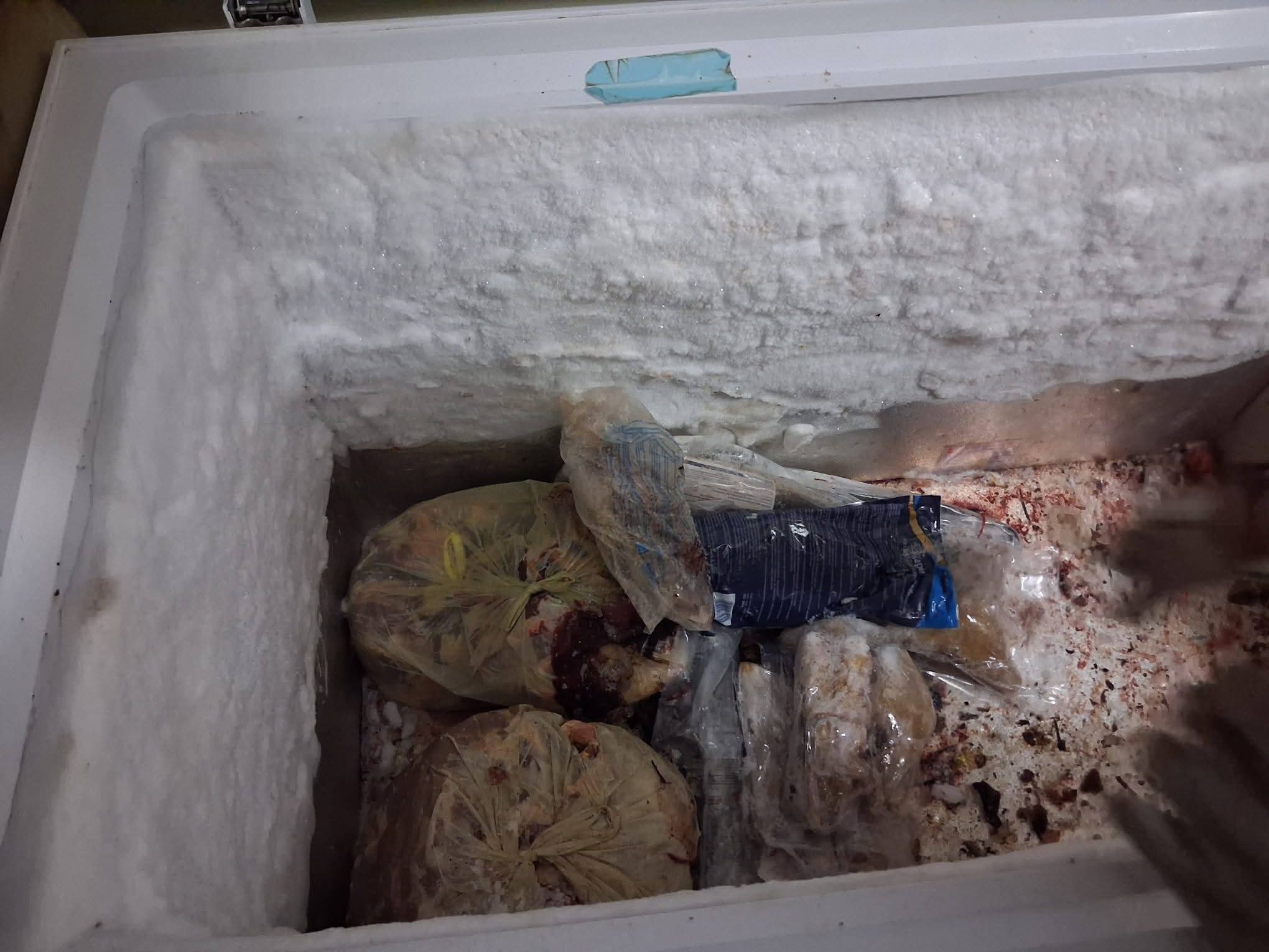 Comiso, vendita abusiva di alimenti in un’abitazione: tutto sequestrato