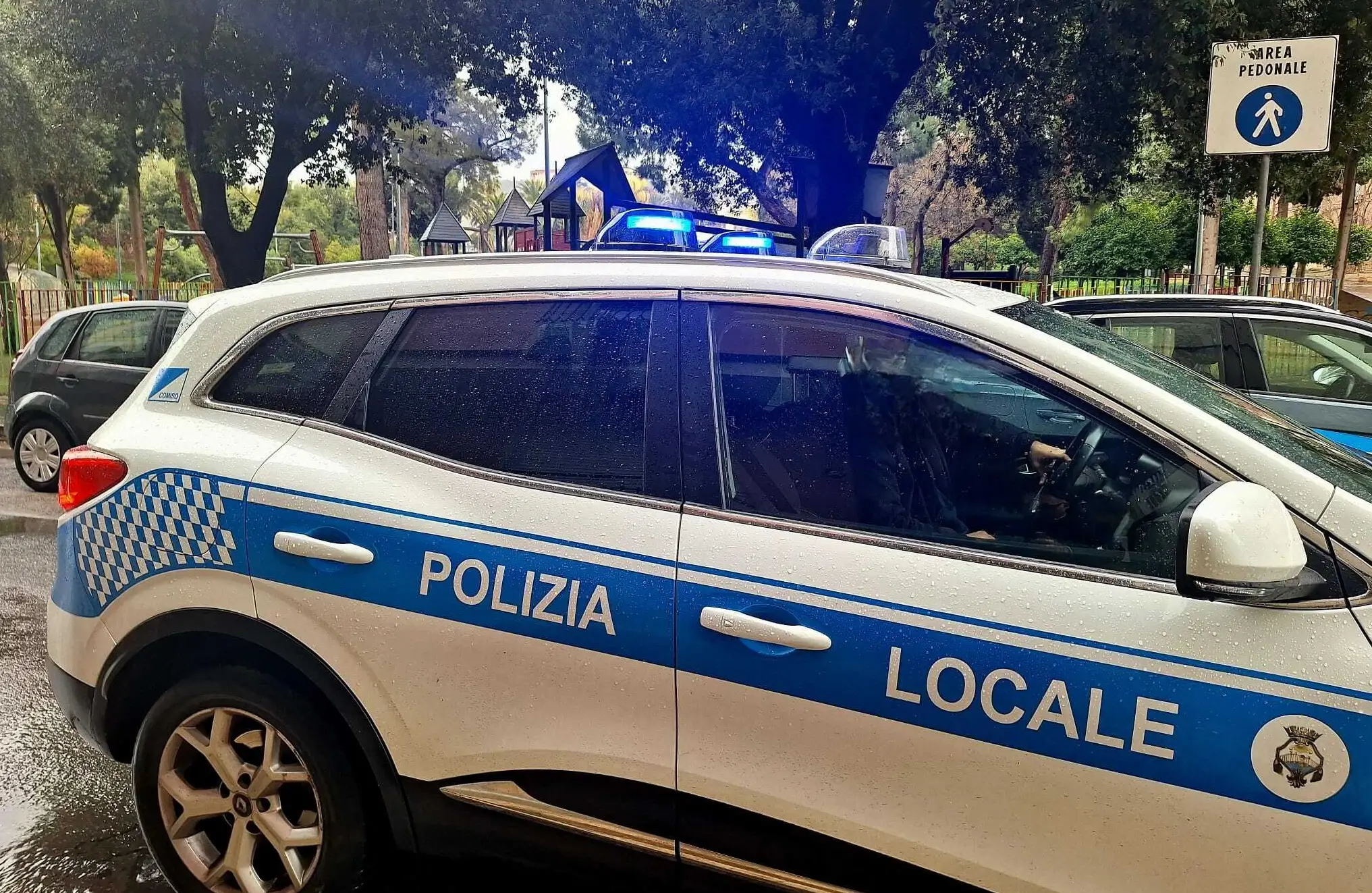 Comiso, conferimento abusivo di rifiuti e reato ambientale: attività della Polizia Locale - Quotidiano di Ragusa