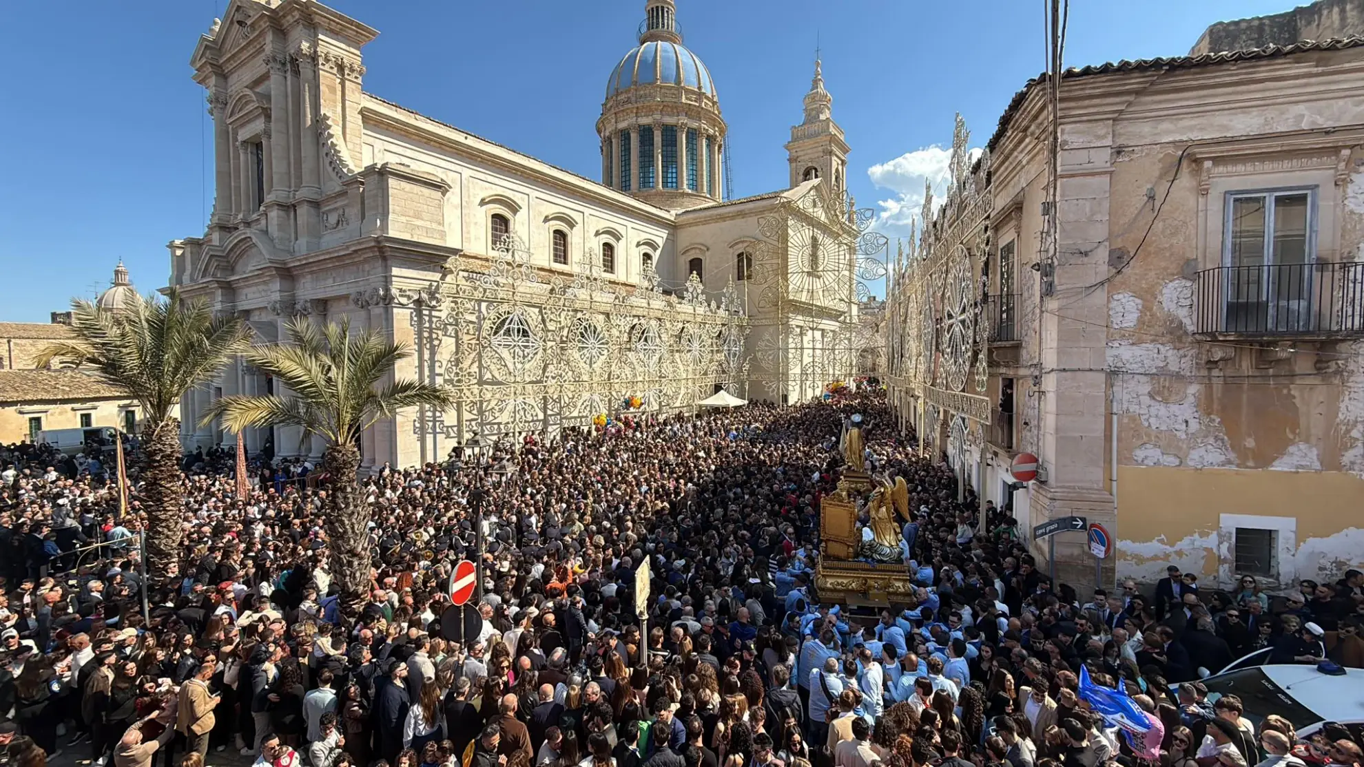 Pasqua a Comiso 2026 | Il rito della Paci e la tradizione