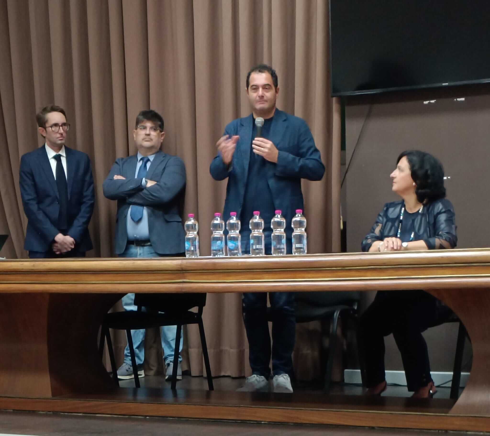 Intesa aeroporto Comiso: tavolo permanente con Gela