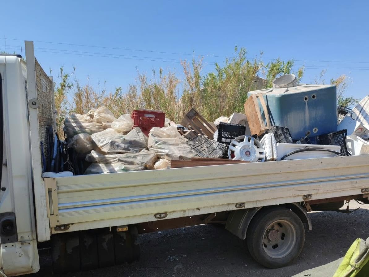 Rimosse 15 tonnellate di rifiuti in diversi comuni iblei
