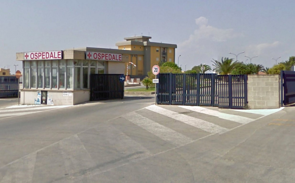 Liste d’attesa, 118 e pronto soccorso: a Comiso sit-in di protesta davanti all’ospedale