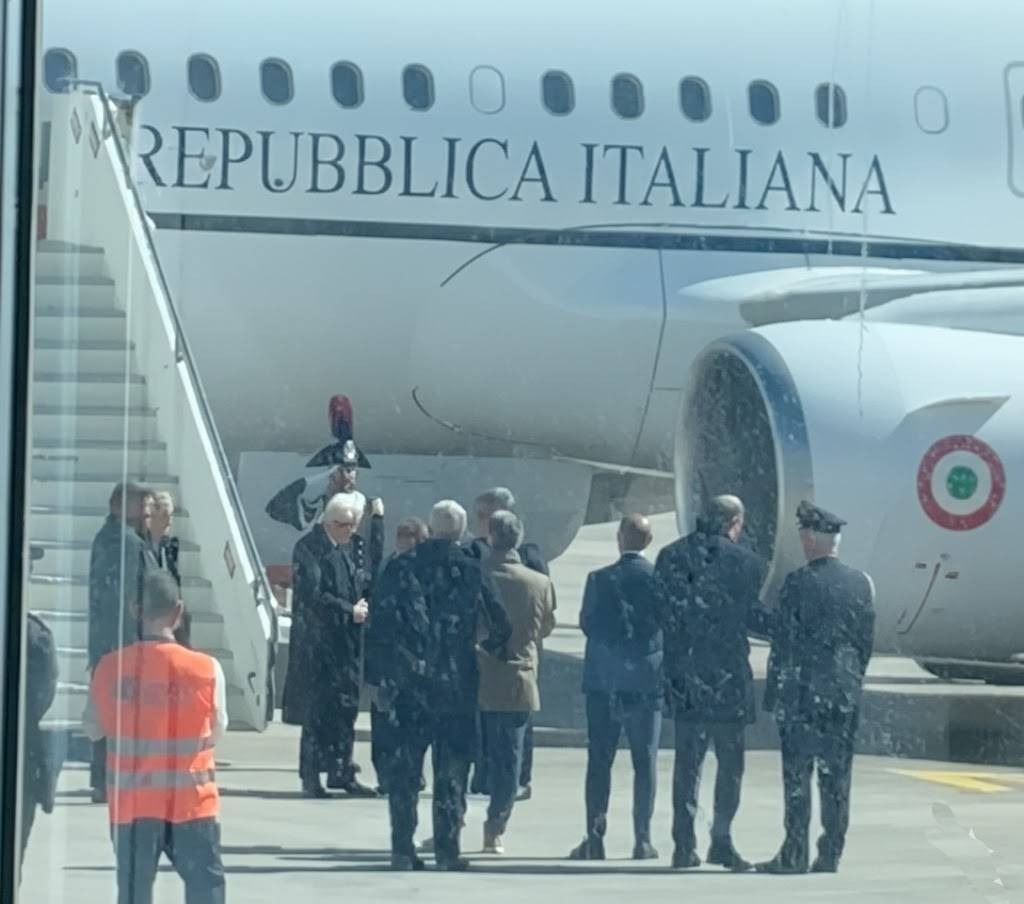 Il presidente della Repubblica all'aeroporto di Comiso. VIDEO