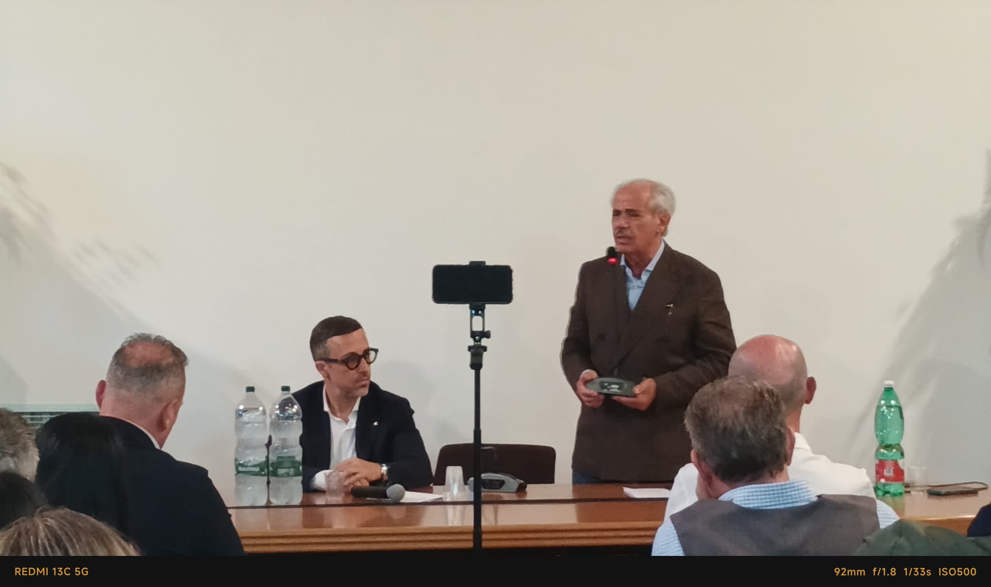Tanto tuonò che piovve. Il sindaco di Acate Gianfranco Fidone ha ufficializzato il suo ingresso nel Movimento per l’Autonomia.
