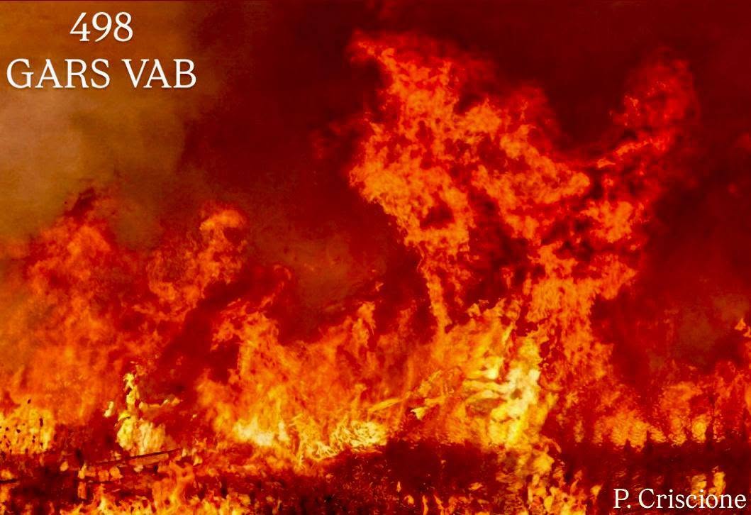 Giornata di fuoco nel Ragusano: tre vasti incendi